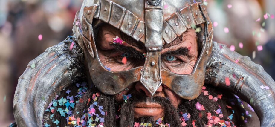 Detailed LARP helmet combining fantasy design, sculptural craftsmanship, and realistic metallic finish